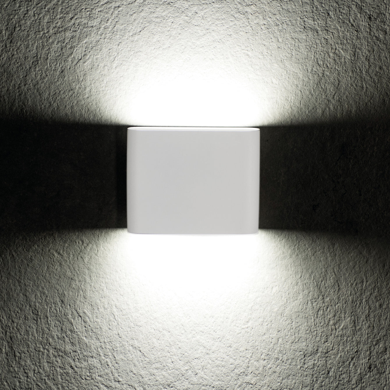 ElekTek Outdoor LED Exterior 2-Way Wall Light Up and Down IP54 - Buy It Better 